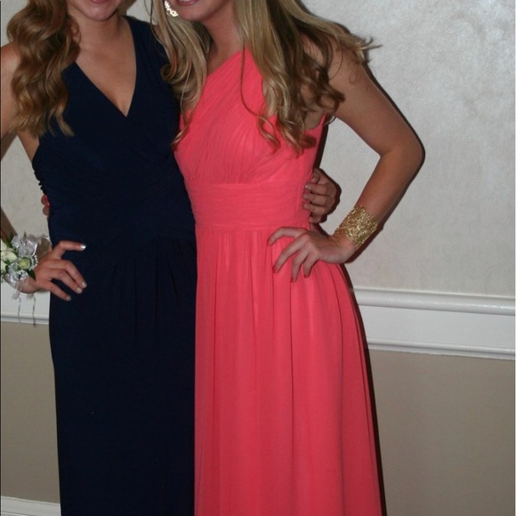 Donna Morgan collection formal dress - Picture 2 of 7